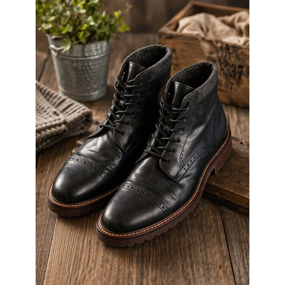 Johnston Murphy JM1850 Men’s 10M Black Cap Toe Brogue Boots Lug Sole